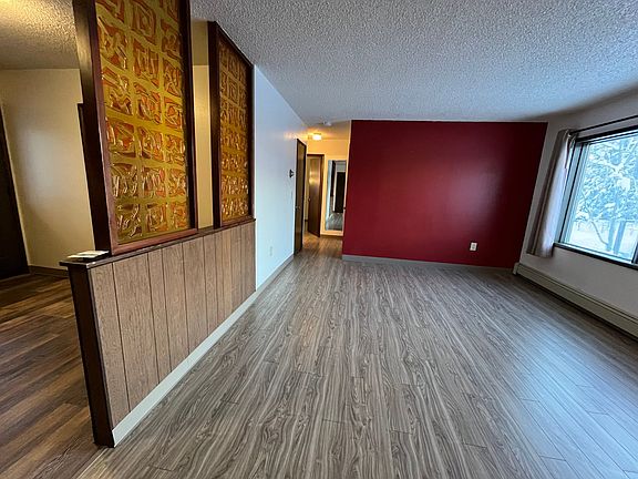 3rd image of 170 7th Ave APT 5