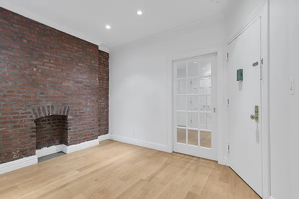 Rented by Cooper & Cooper Real Estate | media 69