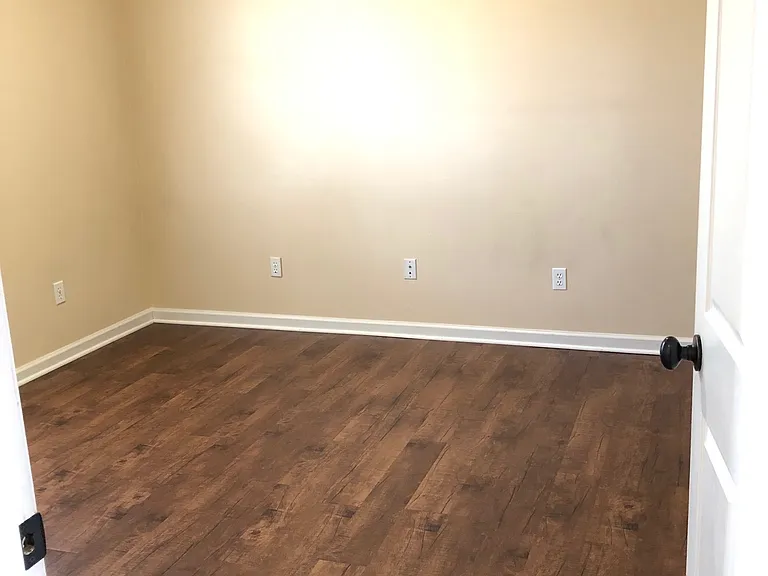 Back bedroom