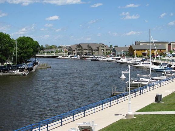 5th image of 780 S Pier Dr
