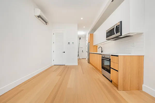 Rented by Nooklyn NYC LLC | media 57