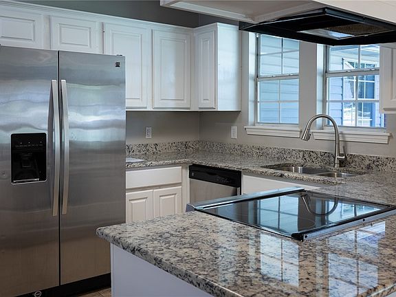 4th image of 3364 W Essex Dr