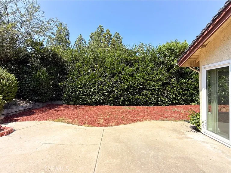 1359 Calle De Oro — Photo 15