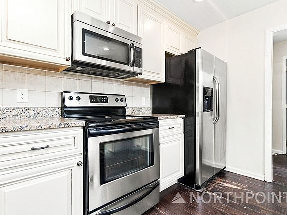 5th image of 236 Pleasant View Dr