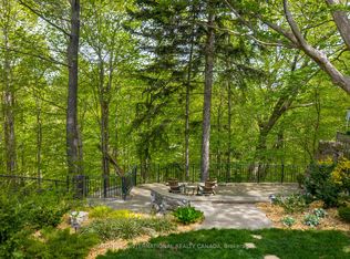 74 Four Oaks Gate, Toronto, ON M4J2X2