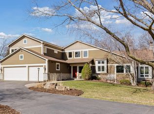 9451 Foxford Rd, Chanhassen, MN 55317