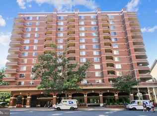 1276 N Wayne St APT 805, Arlington, VA 22201