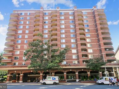 1276 N Wayne St APT 805, Arlington, VA, 22201