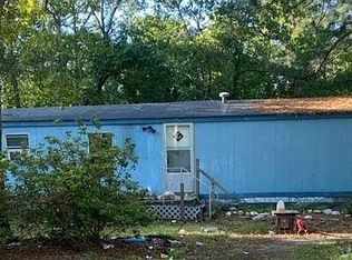 733 Pinebluff Lake Rd, Aberdeen, NC 28315