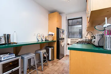 Rented by Emor Management Inc.