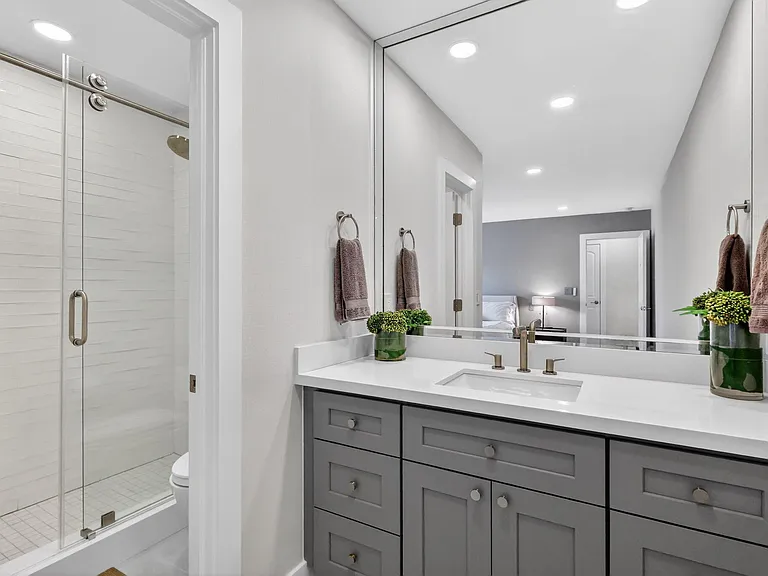937 SW 34th Ct — Photo 22