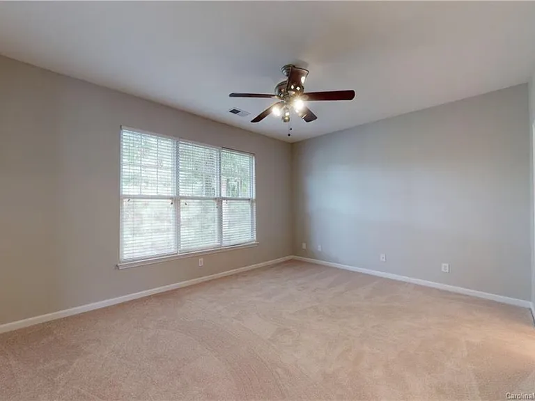 15250 Coventry Court Ln — Photo 16