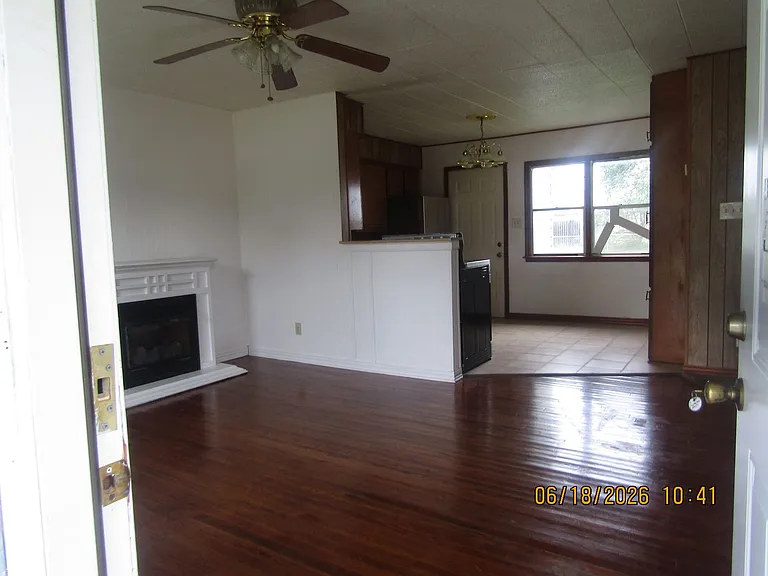 1713 NW Ozmun Ave — Photo 11