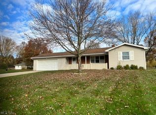 1020 Columbus Cir S, Ashland, OH 44805