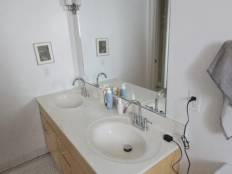 5801 Bryant St #2 — Photo 13