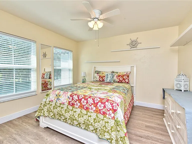 1100 Diamond Cir #1104 — Photo 15