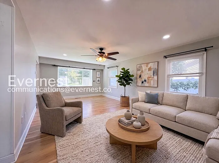 4 bed, 2.5 bath, 2112 sqft, $3,345 — Photo 3