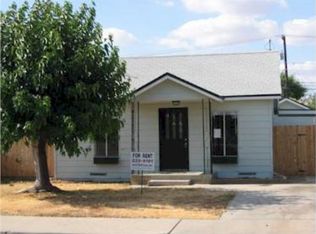 1651 5th St, Clovis, CA 93611