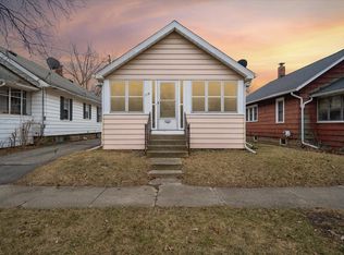 527 Saint Clair Ave, Jackson, MI 49202