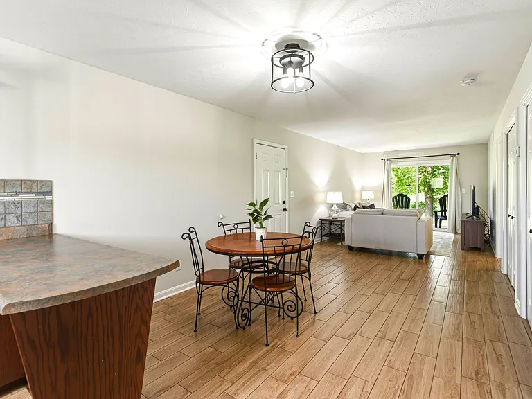 901 Pine Valley Dr #202 — Photo 18