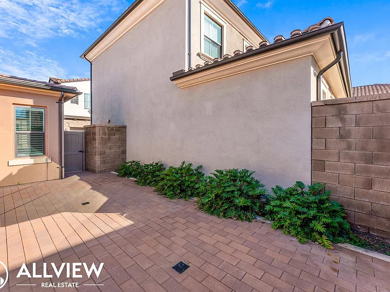 56 Quentin — Photo 27