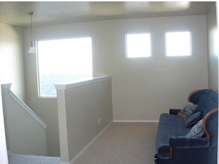 11669 Edgemoor St — Photo 8