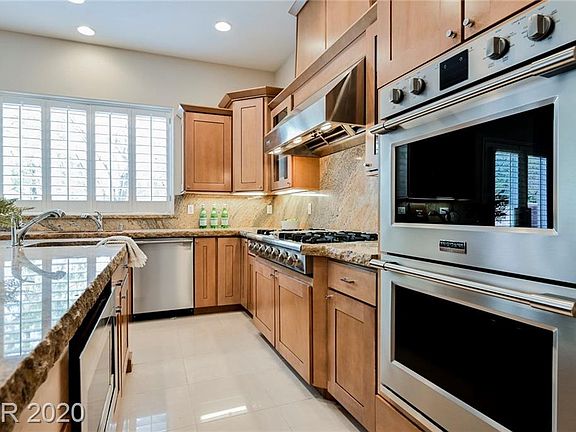 3rd image of 8254 Bowman Woods Cir