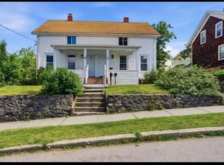 7 Nelson St, Rumford, RI 02916