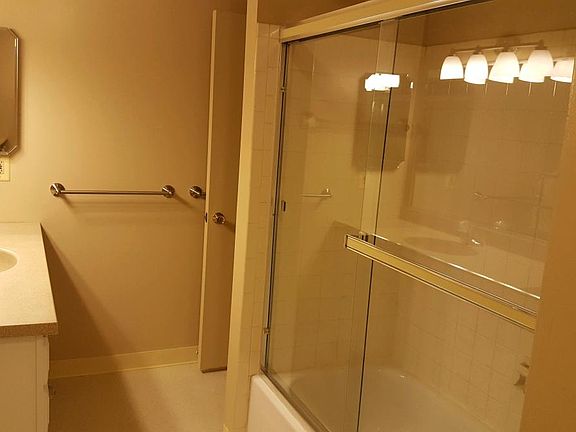 3rd image of 707 Kirts Blvd APT 201