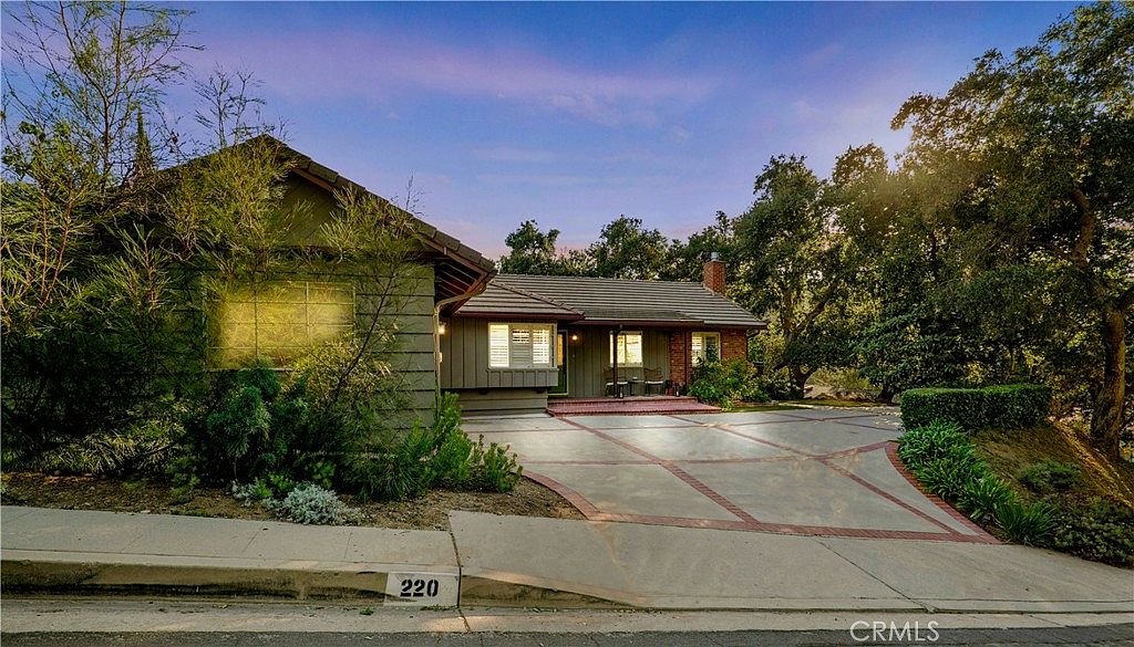 220 Sleepy Hollow Ter, Glendale, CA 91206 Zillow