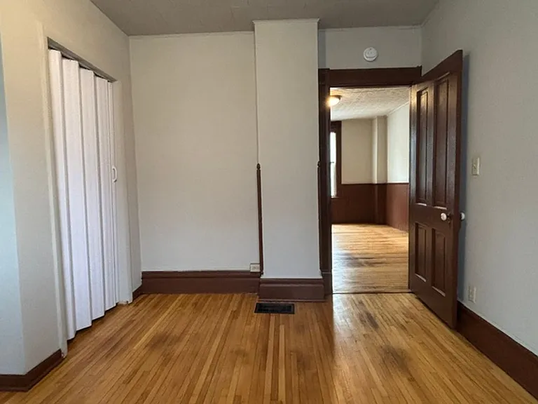 375 Erie Street — Photo 27