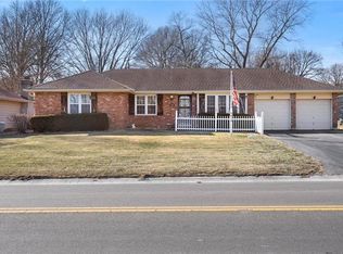 5416 Switzer Rd, Shawnee, KS 66203