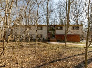 3946 Penberton Dr, Ann Arbor, MI