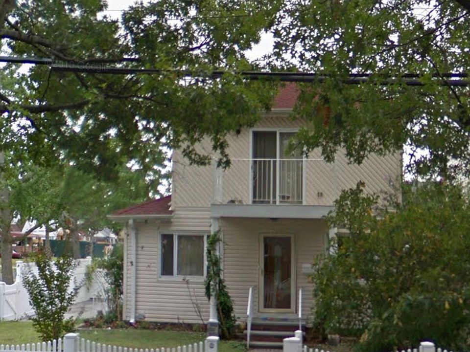 1st image of 26220 83rd Ave