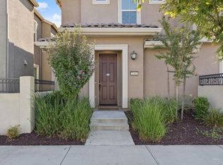 2202 Village Green Dr, Roseville, CA