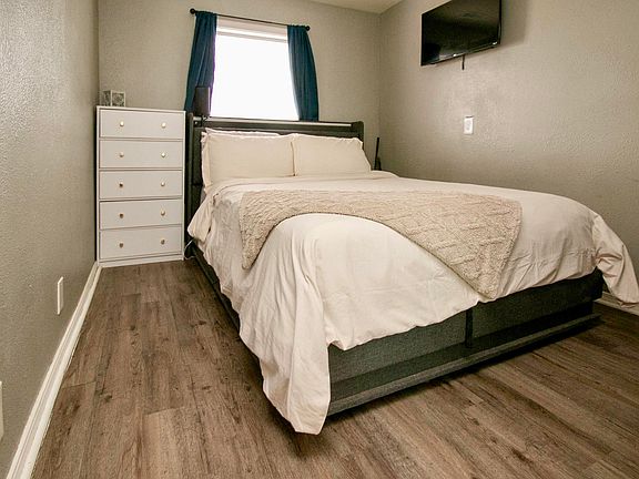 4th image of 7756 E Roller Ridge