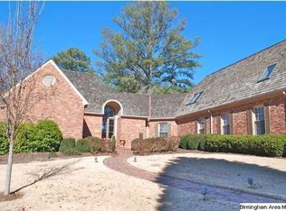 237 Country Club Dr, Leeds, AL 35094