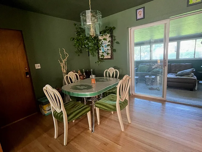 922 Paloverde Dr — Photo 15