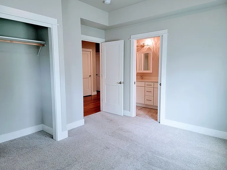 1122 Pitt Ave — Photo 7