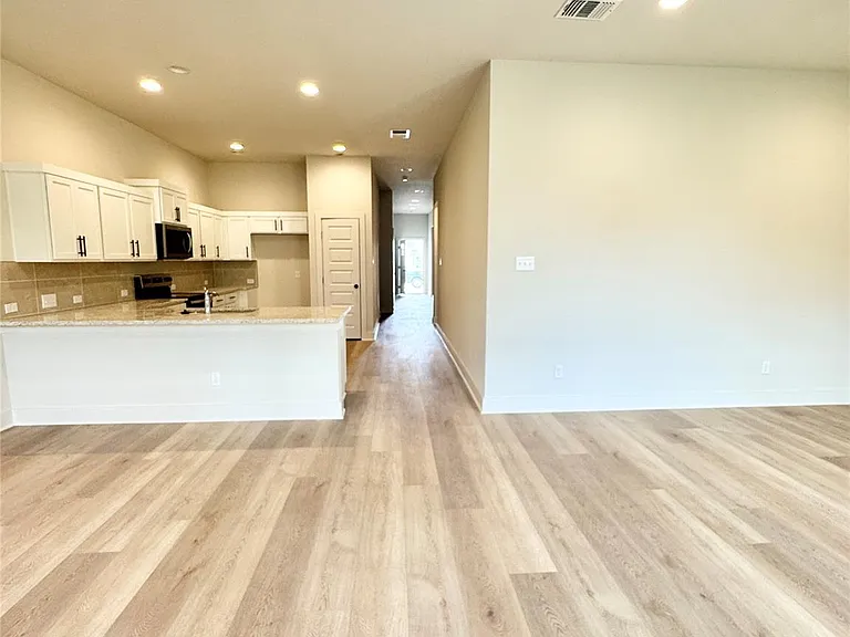 108 Zayd Ct #B — Photo 6