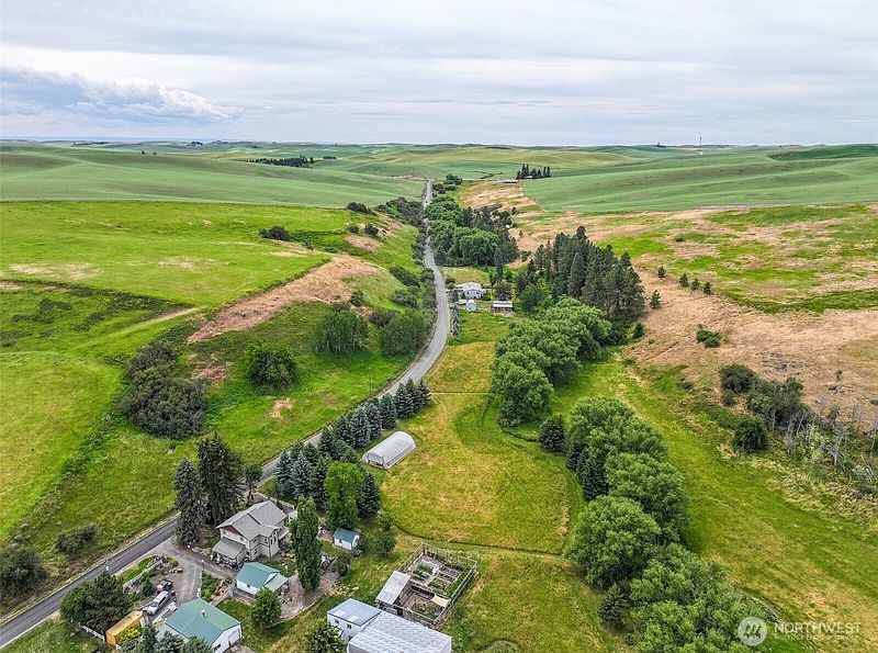 3rd image of 0 xxxx Armstrong Road