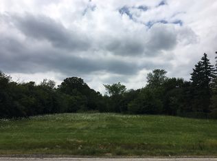 28010 N Bradley Rd, Libertyville, IL 60048