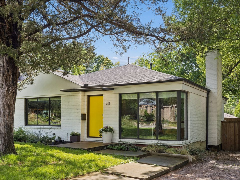 1st image of 811 N Oak Cliff Blvd