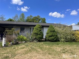 11 Purdue Rd, Parlin, NJ 08859