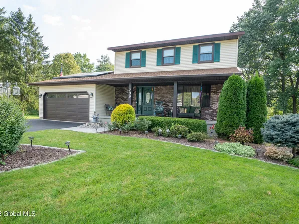 739 Bobby Court, Niskayuna, NY 12309