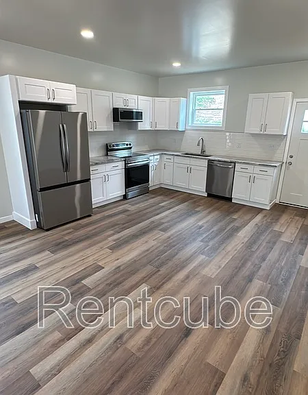 3860 Peru Rd — Photo 1