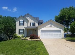 1598 Saddlegate Ct, Florissant, MO 63033