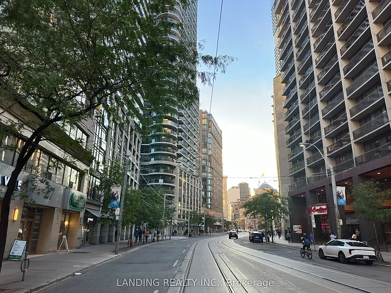 21 Carlton St #3404 — Photo 20