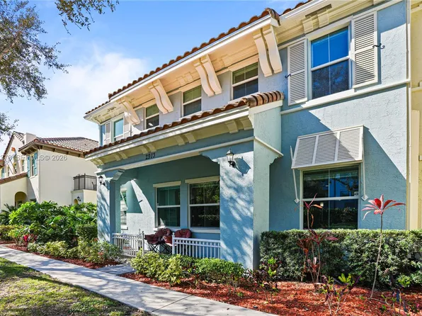 2913 Cascada Isle Way, Cooper City, FL 33024