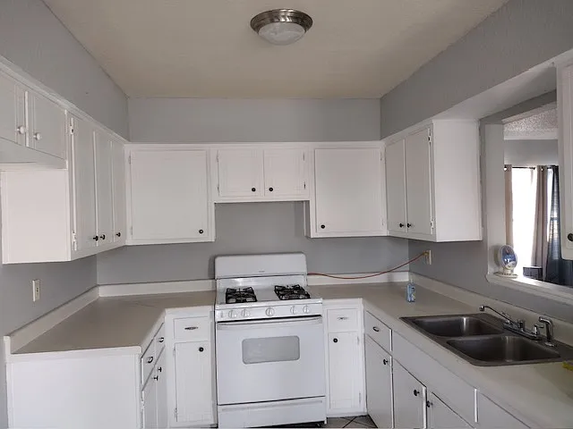 1718 Opossum Cir — Photo 3